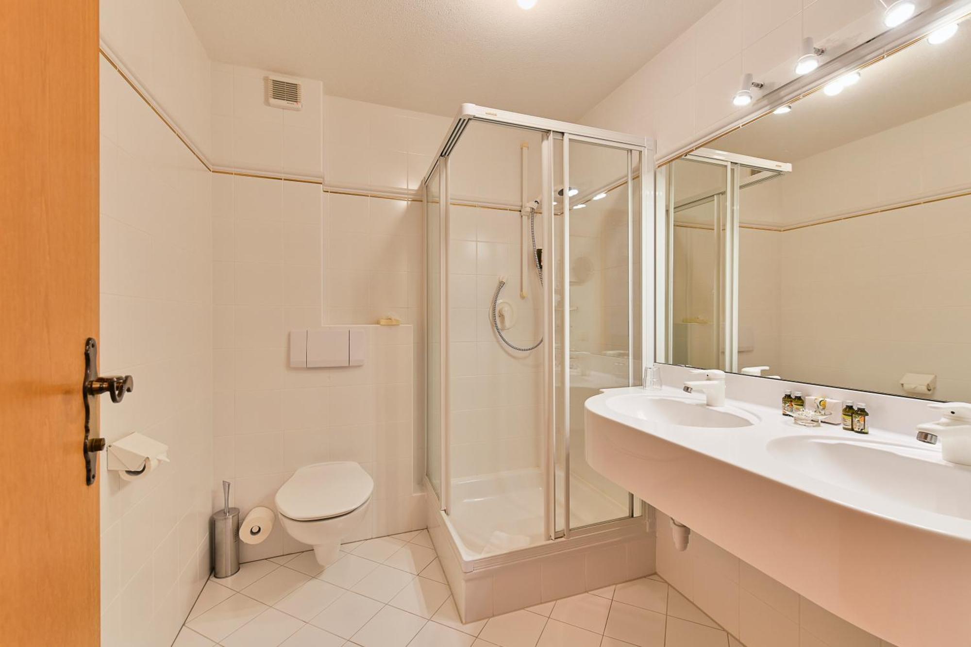 Hotel Garni Sursilva เลคอัมอาร์ลแบร์ก ภายนอก รูปภาพ