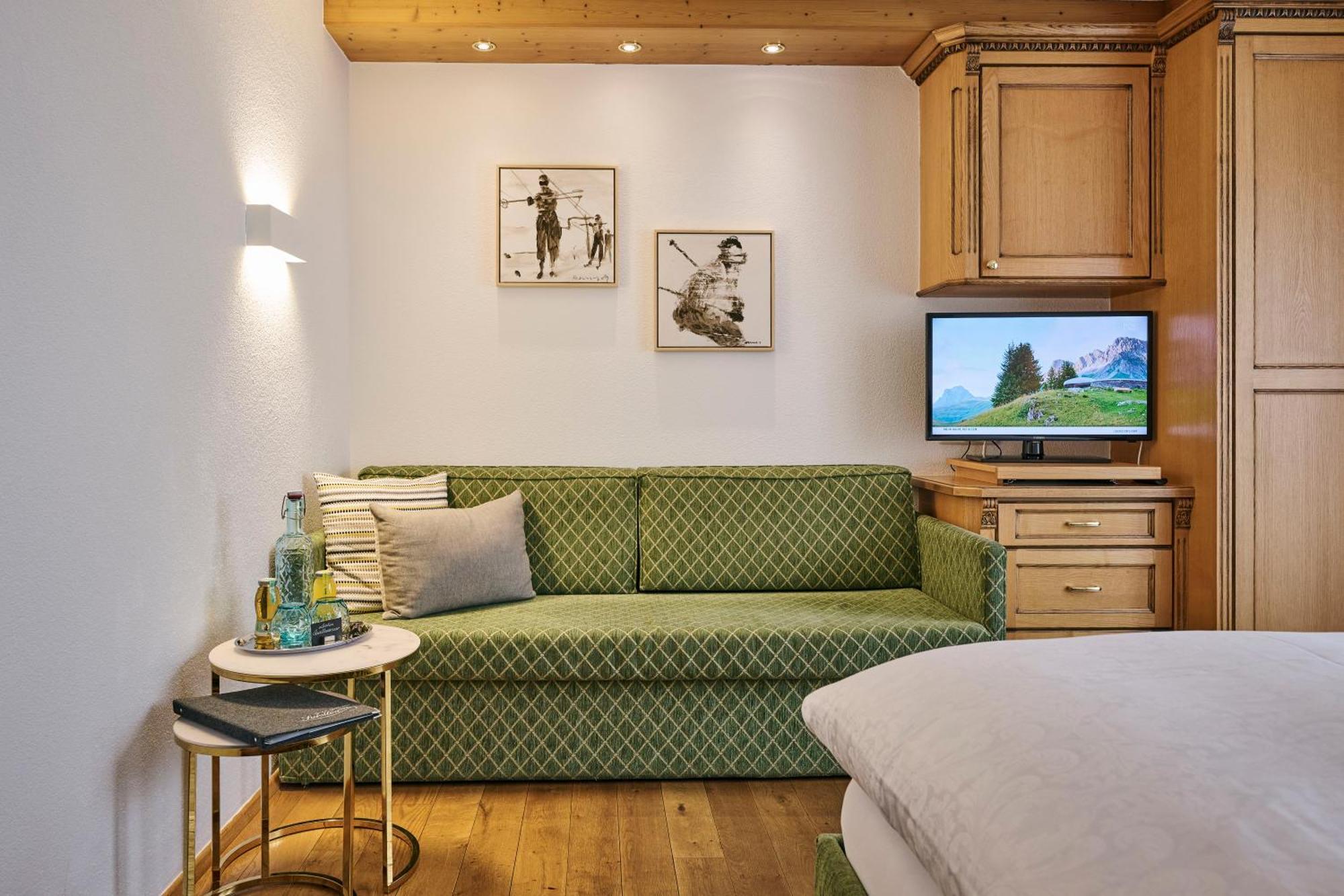 Hotel Garni Sursilva เลคอัมอาร์ลแบร์ก ภายนอก รูปภาพ