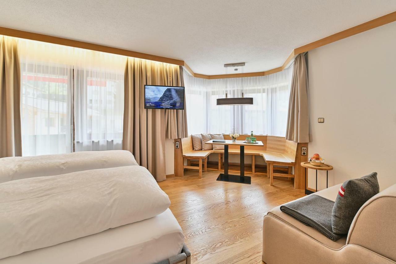 Hotel Garni Sursilva เลคอัมอาร์ลแบร์ก ภายนอก รูปภาพ